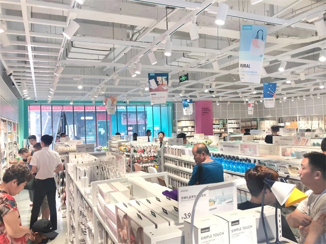 韩尚商学院 快时尚百货店如何盈利？通透日用品销售这两点就足够！